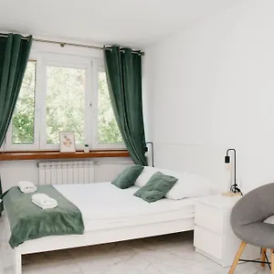 Saska Kepa Luxe Apartament