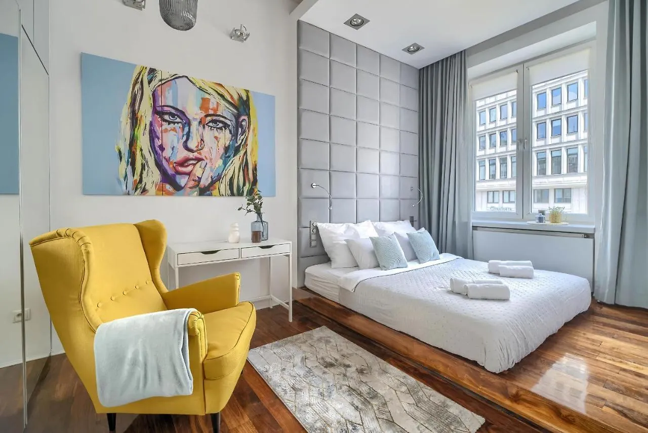 Corolla Apartments Pod Palma - Nowy Swiat Warszawa